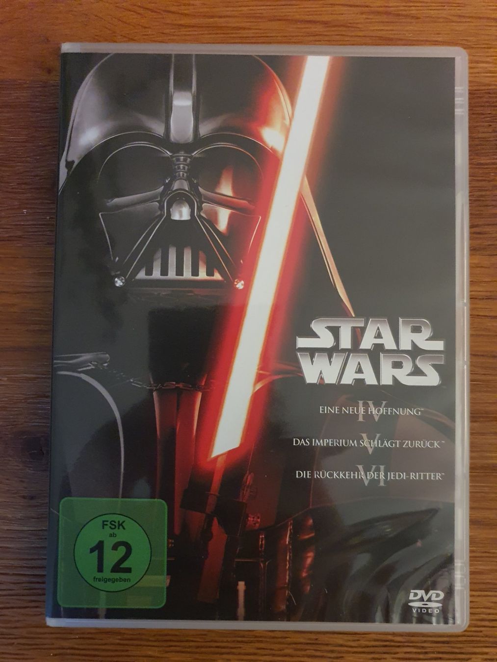 Tutti i DVDs: DVD set Star Wars - Episode IV, V, VI – Usato da Zürich venduto da tim_8vjq 2