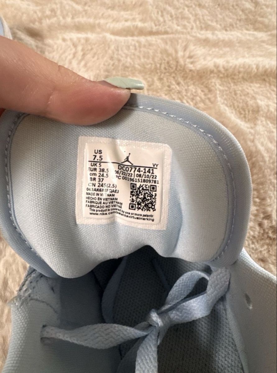 Jordan Scarpe da donna: Jordan 1 Low White Ice Blue – Usato da Netstal venduto da Djukaxgajic01 2
