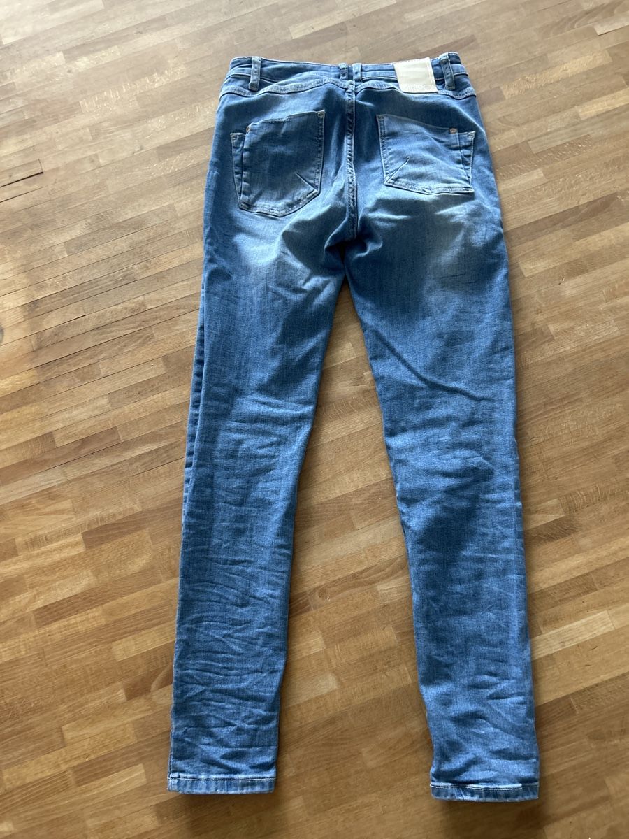 Jeans: Cartoon Jeans, Gr. 34 – Usato da Langnau im Emmental venduto da Iriss 2
