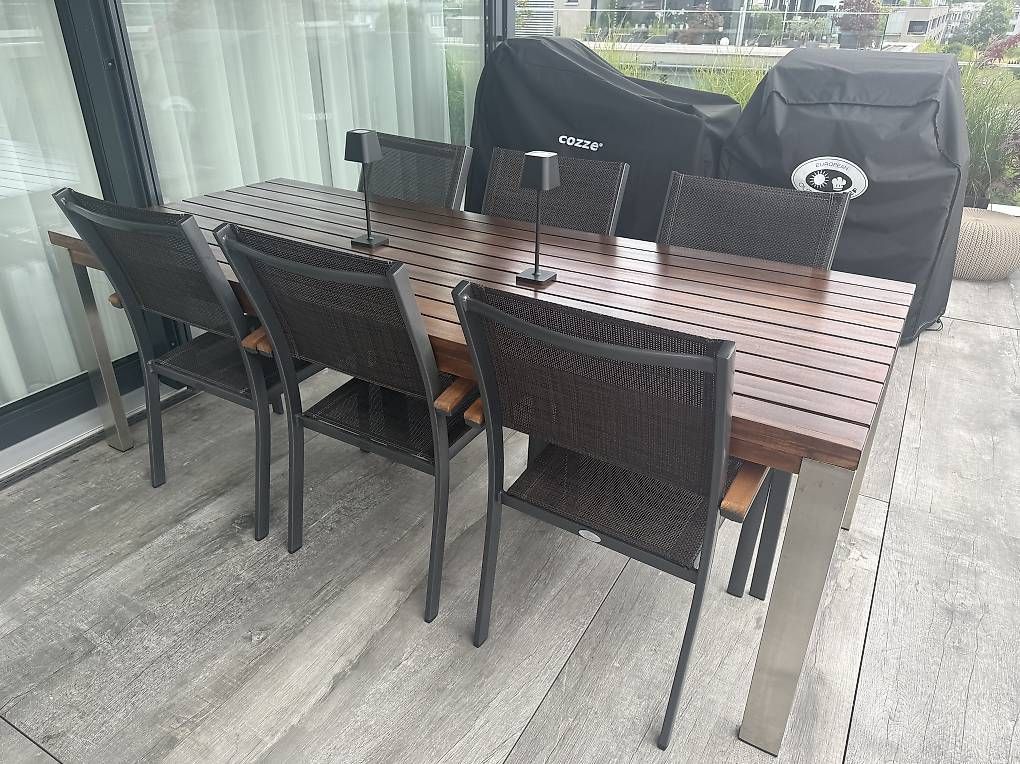 Tischset: Gartentisch Holz inkl. 6 Stühlen & Abdeckung – Gebraucht aus Münsingen von saleshead 1