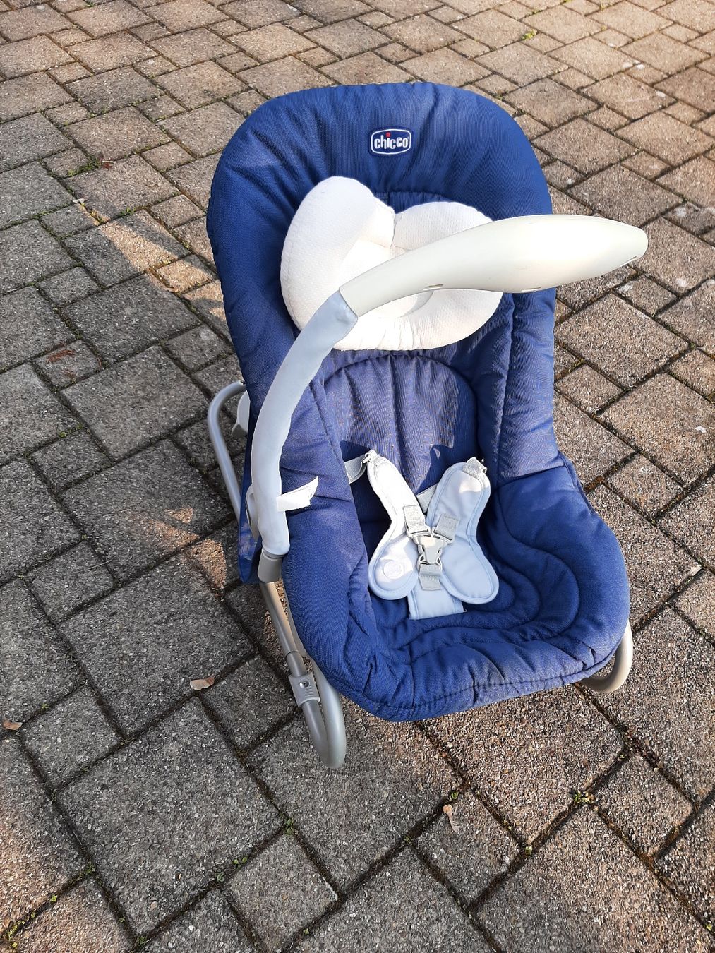 Chicco Sdraiette & Sdraiette a dondolo: Sdraietta per bebè / Babywippe Chicco – Usato da Wittenbach venduto da lukelu