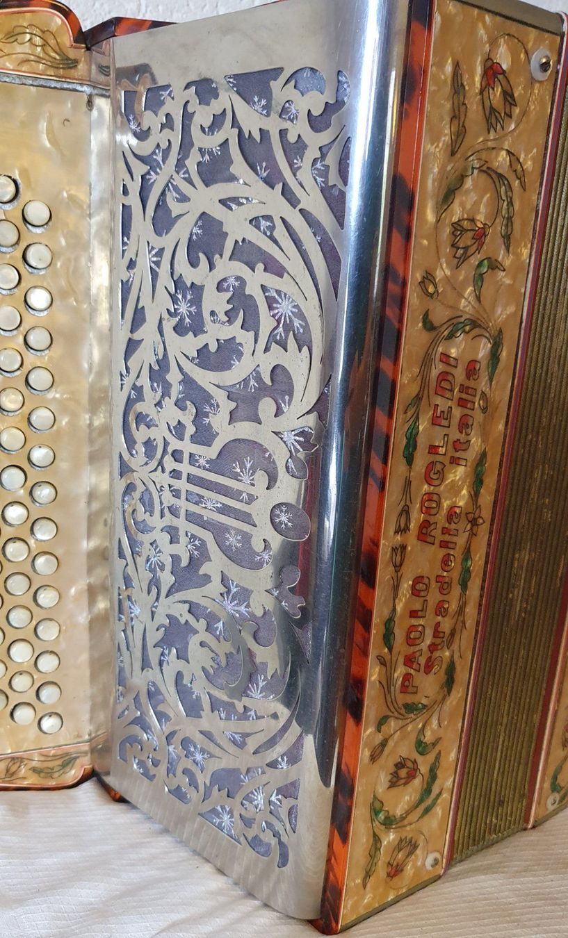 Strumenti musicali: Accordéon stradella cassoto – Usato da Penthalaz venduto da EvandroLuz 3