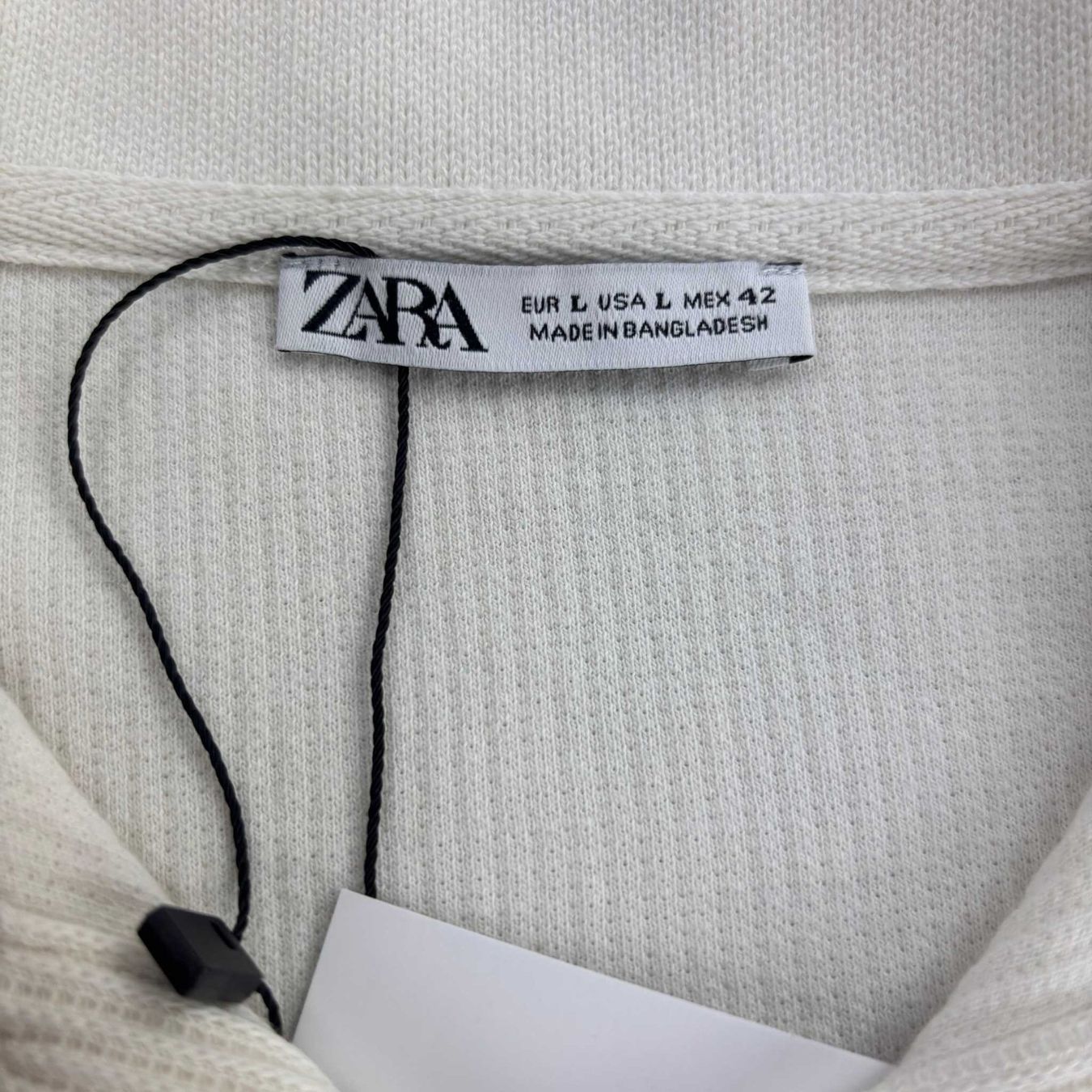 Zara Magliette Polo: ZARA Poloshirt Grösse L MYSECONDHAND – Nuovo (secondo la descrizione) da Bülach venduto da secondo. 3