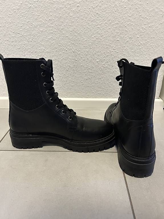Scarpe da donna: Second-Hand-Stiefel – Usato da Illnau-Effretikon venduto da Aysenuryaylaci 2