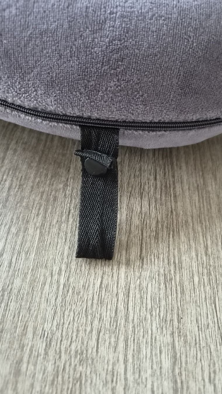 Cuscini: Nackenkissen – Usato da Kleinandelfingen venduto da jessi2209 1