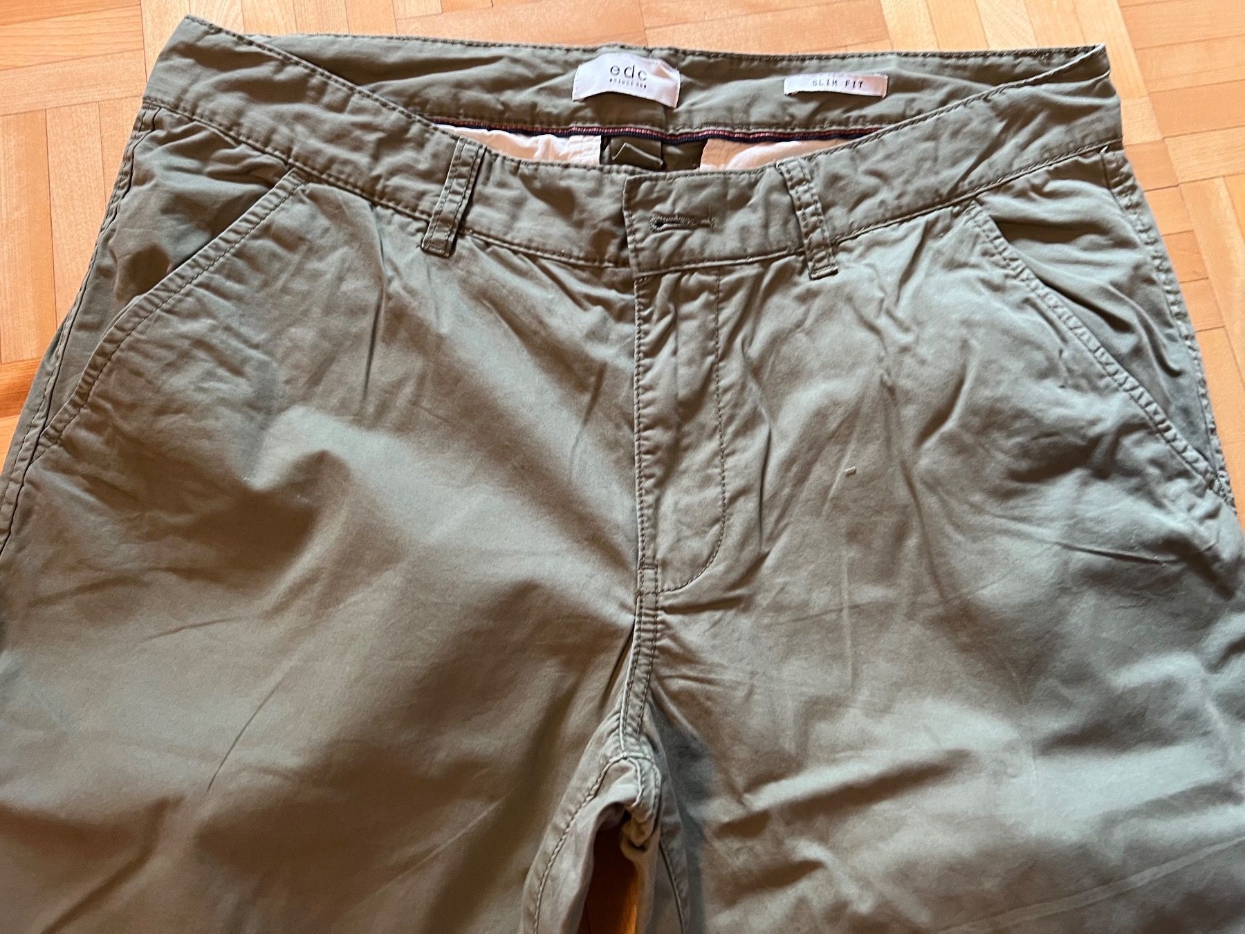 Pantaloni: Ganz neue kurze Hose e d c  Gr. 34 – Nuovo e nell'imballaggio originale da Schaffhausen venduto da Shiva_70 1