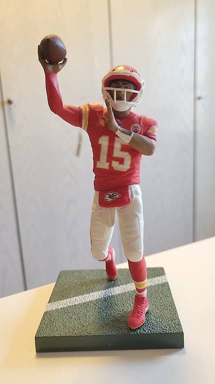 Statuette: Patrick Mahomes Figur – Usato da Hinterforst venduto da Metz69