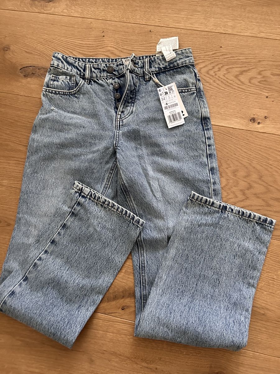 Stradivarius Jeans: Straight Leg Jeans Grösse 34 – Nuovo e nell'imballaggio originale da Bülach venduto da lguedeskr