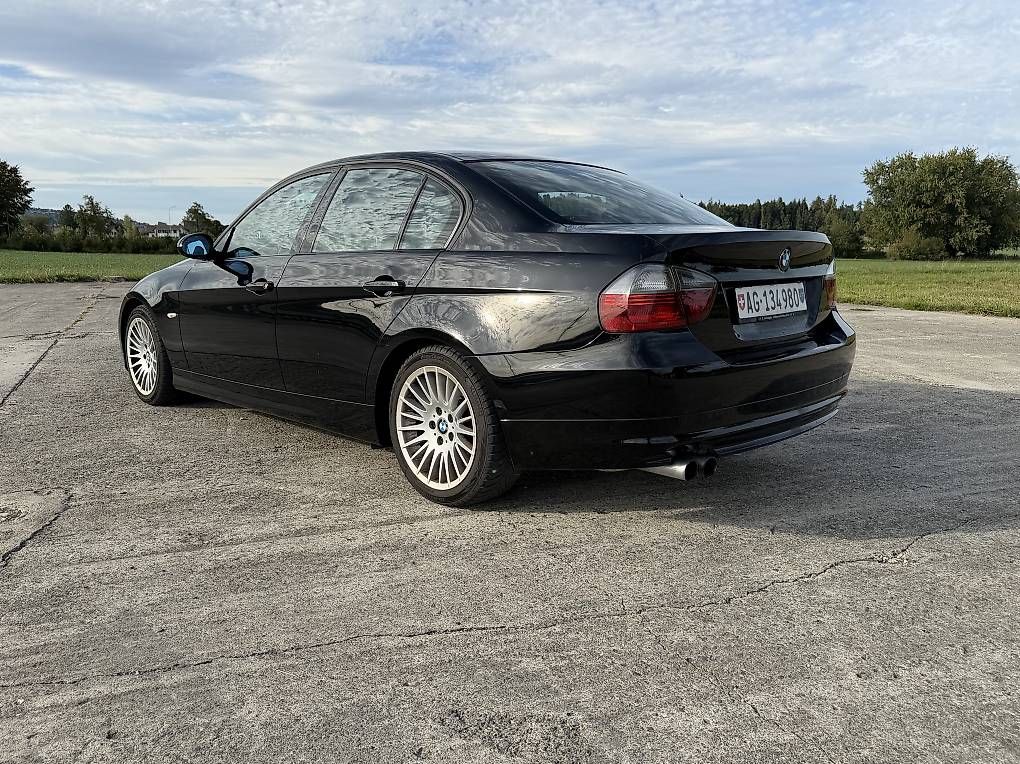 Automobili: Bmw E90 330i Heckantrieb – Usato da Muri AG venduto da Aero96 3