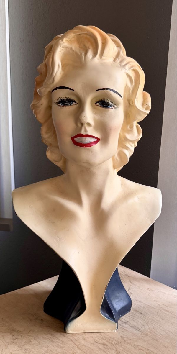 Statuette: Marilyn Monroe Figur Büste Statue Dekofigur Deko Rockabilly – Usato da Rothrist venduto da Luckywinner 7