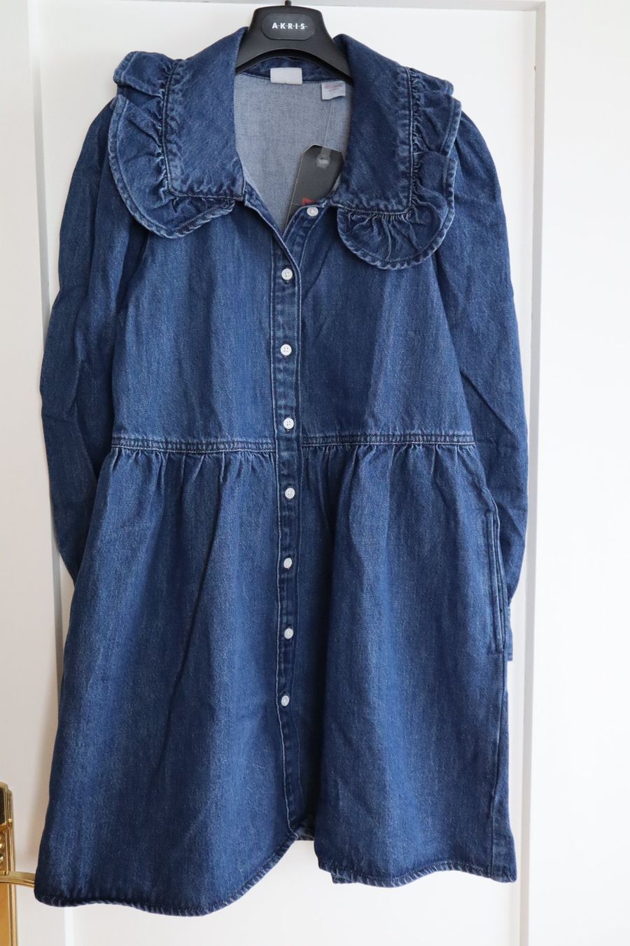 Levi's Kleider: Jeans Kleid, Levis, NEU mit Etikett – Neu und originalverpackt aus Wattwil von diamant1 5
