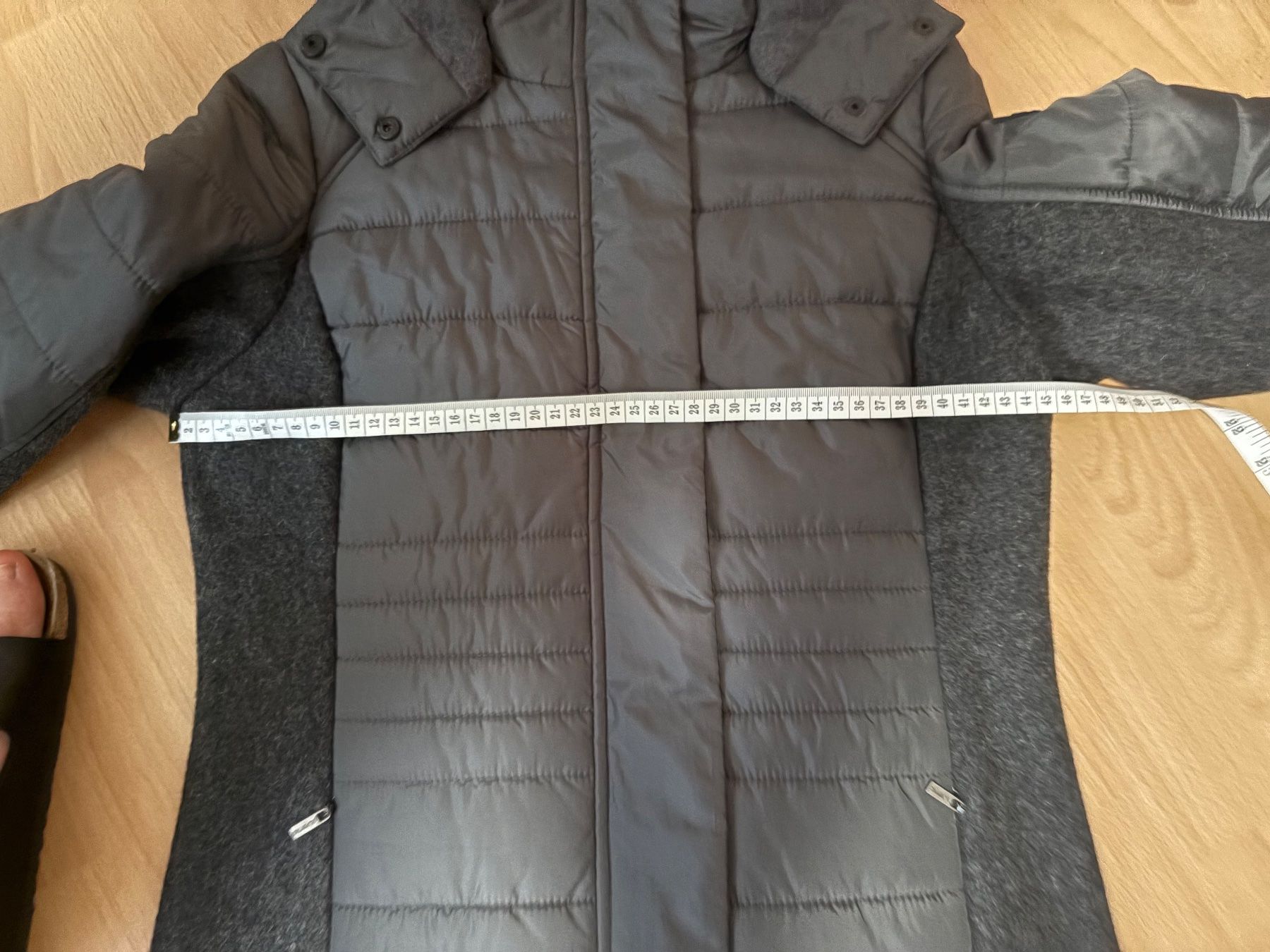 Cappotti: Mantel Silvertag Damen grau Gr. 34 Wolle – Usato da Dulliken venduto da gab_jdr2 9