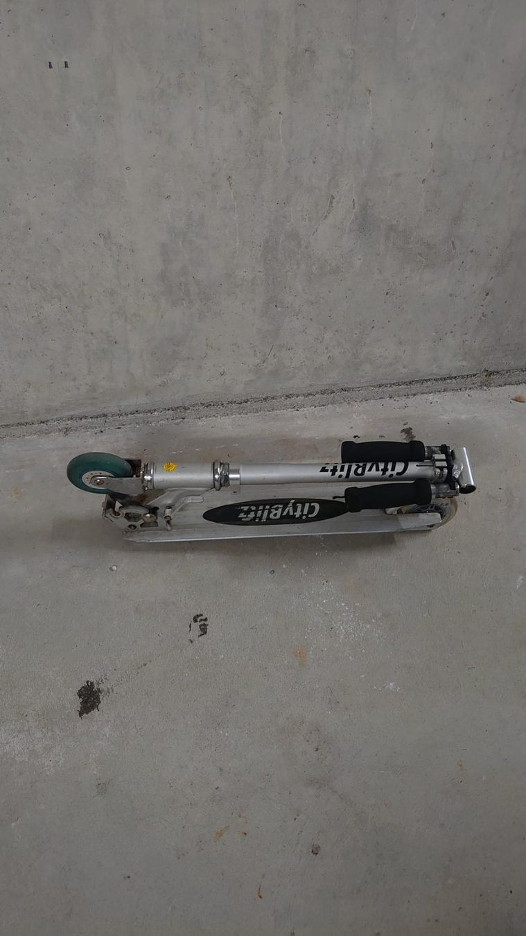 Micro Kickboard: Scooter – Gebraucht aus Toffen von fan_tv5s 3