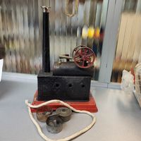 Blech-Dampfmaschine antik