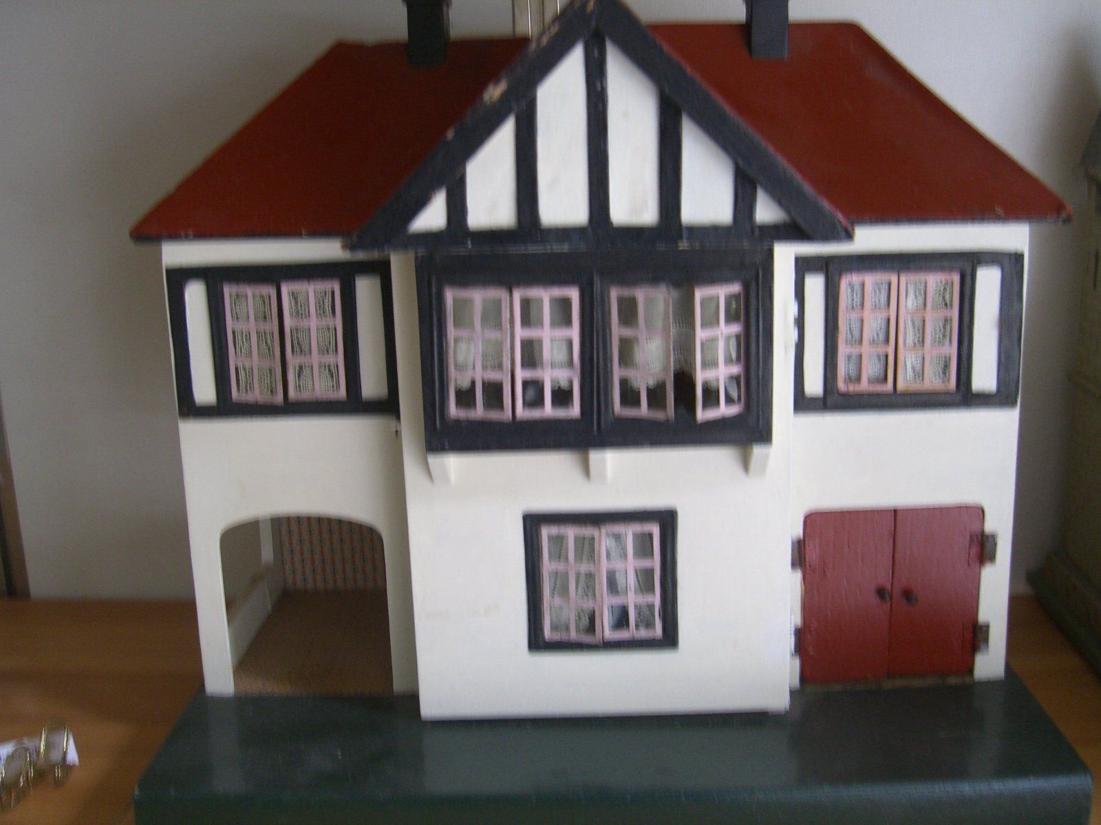 Puppenhäuser & -möbel: Puppenhaus 30er-Jahre – Gebraucht aus Bischofszell von Joachim-115