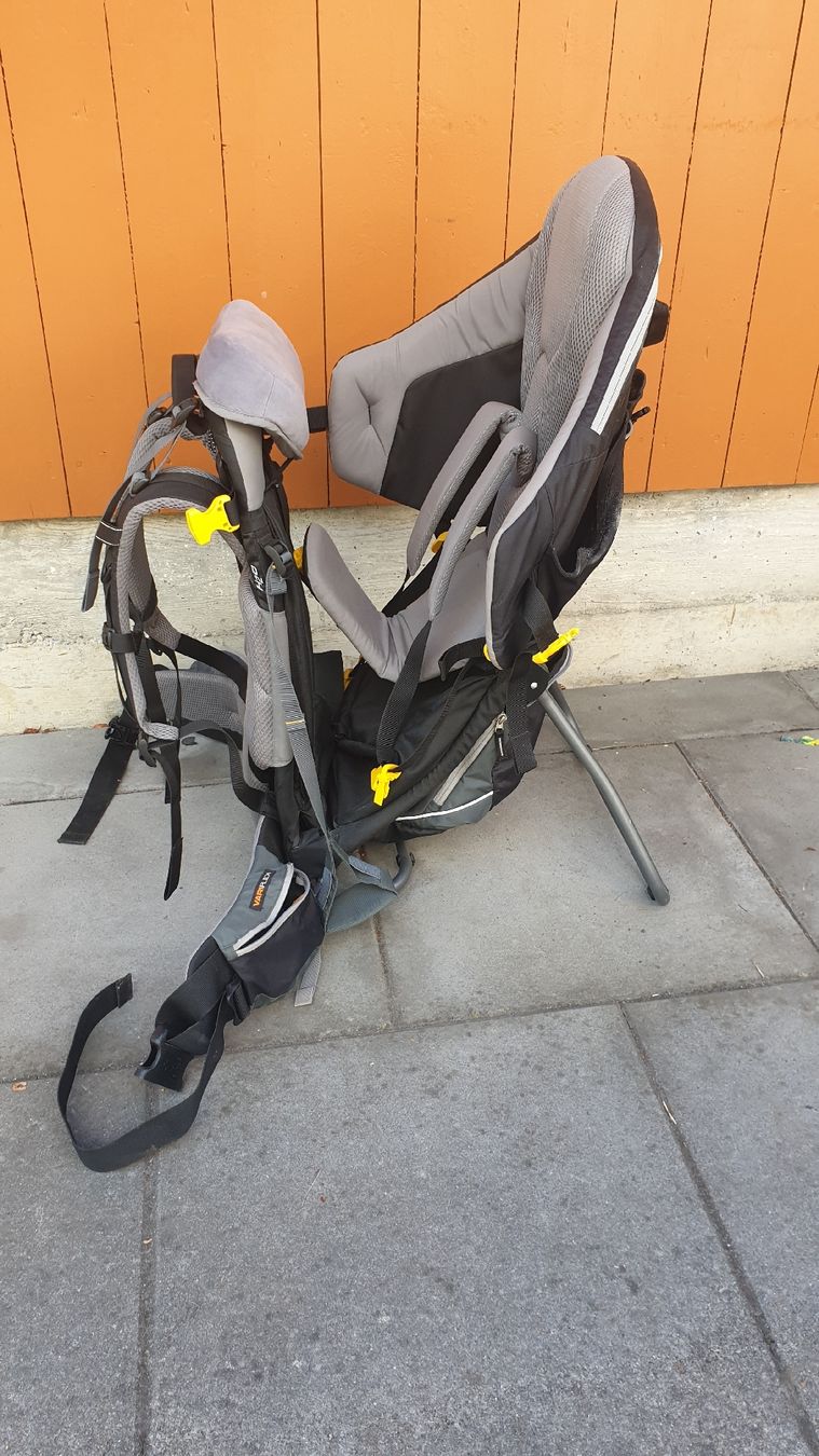 Deuter Porte-bébés ventraux & dorsaux: Deuter Kid Comfort 3 – D'occasion à Hausen am Albis par HFra87