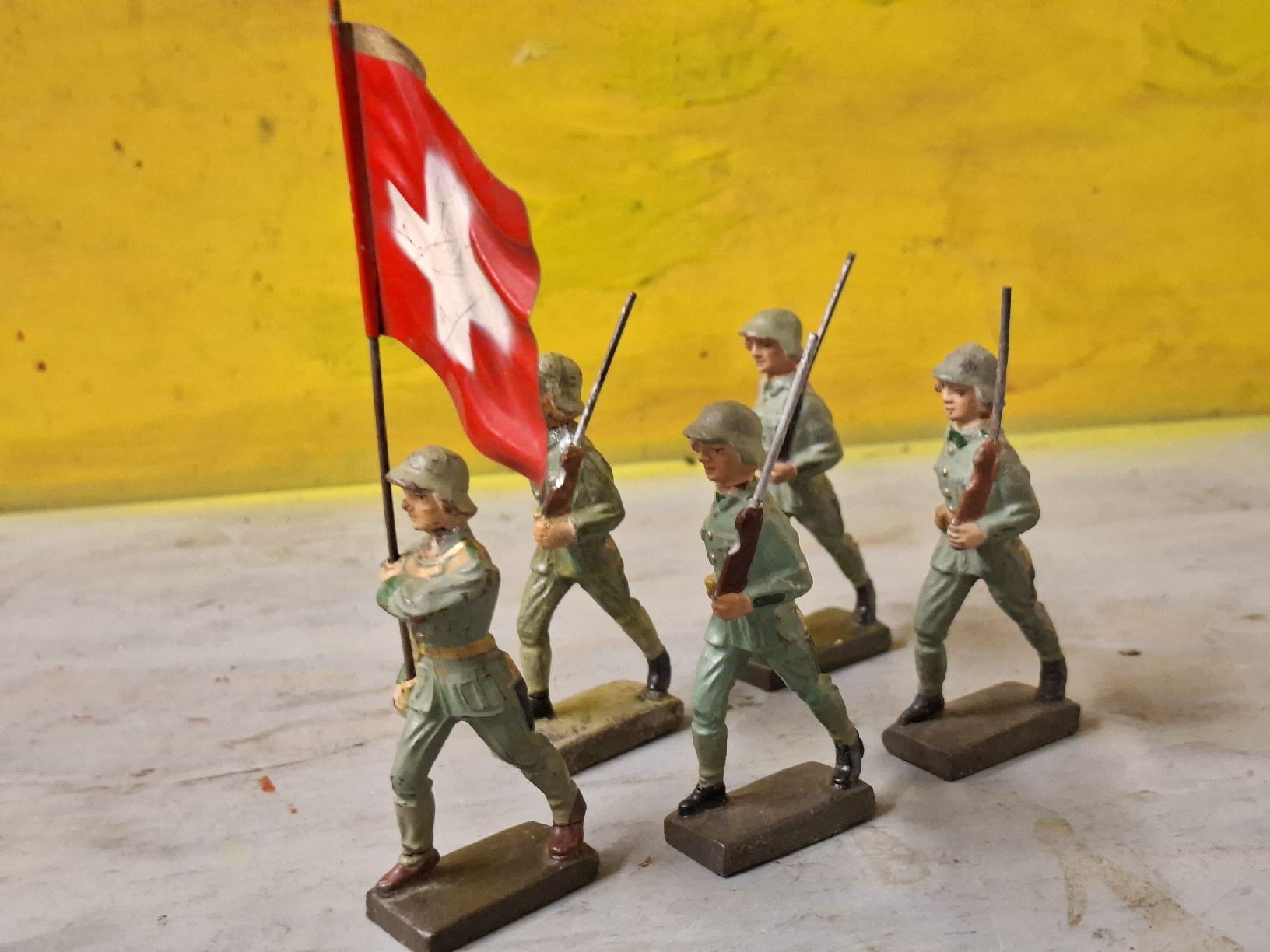Spielzeuge: Section d'honneur suisse Lineol  – Gebraucht aus Monthey von Jmbois 1