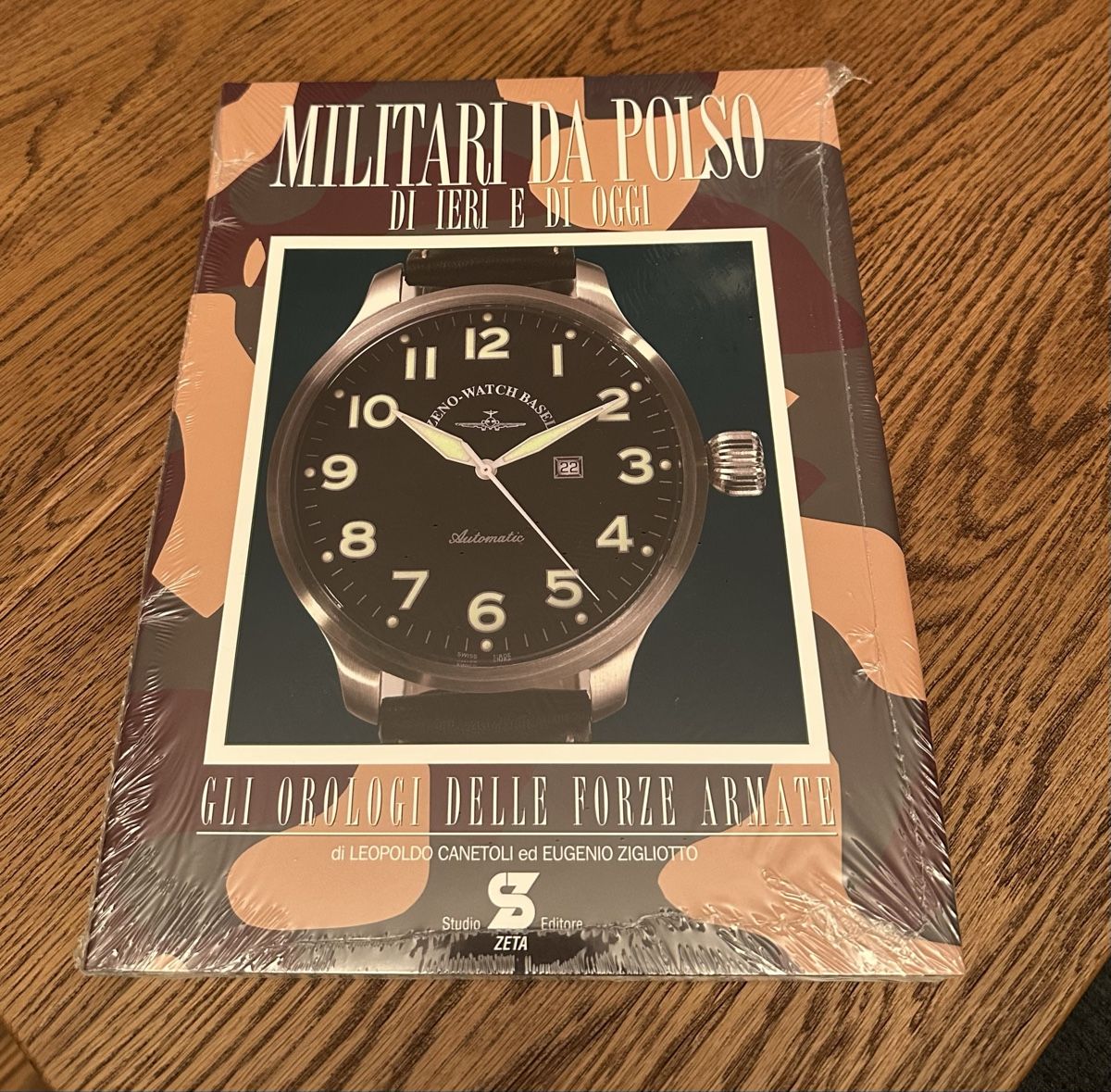 Bücher: libro degli orologi - Militari da Polso – Neu und originalverpackt aus Liestal von Tschopp77