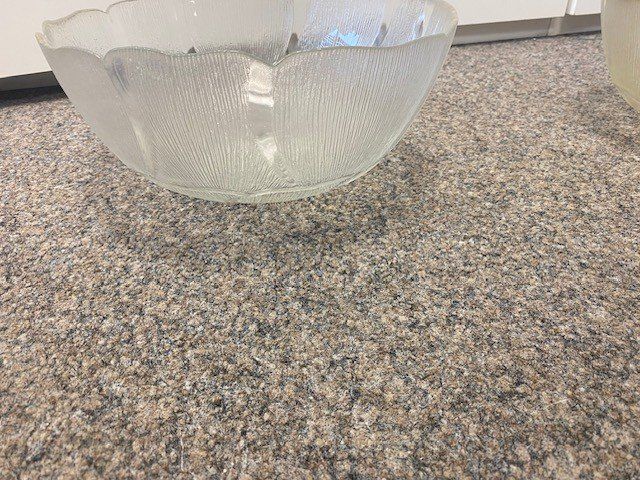 Coupes: Glas-Servierschale mit Blütenmuster – D'occasion à Wängi par Bmo 1