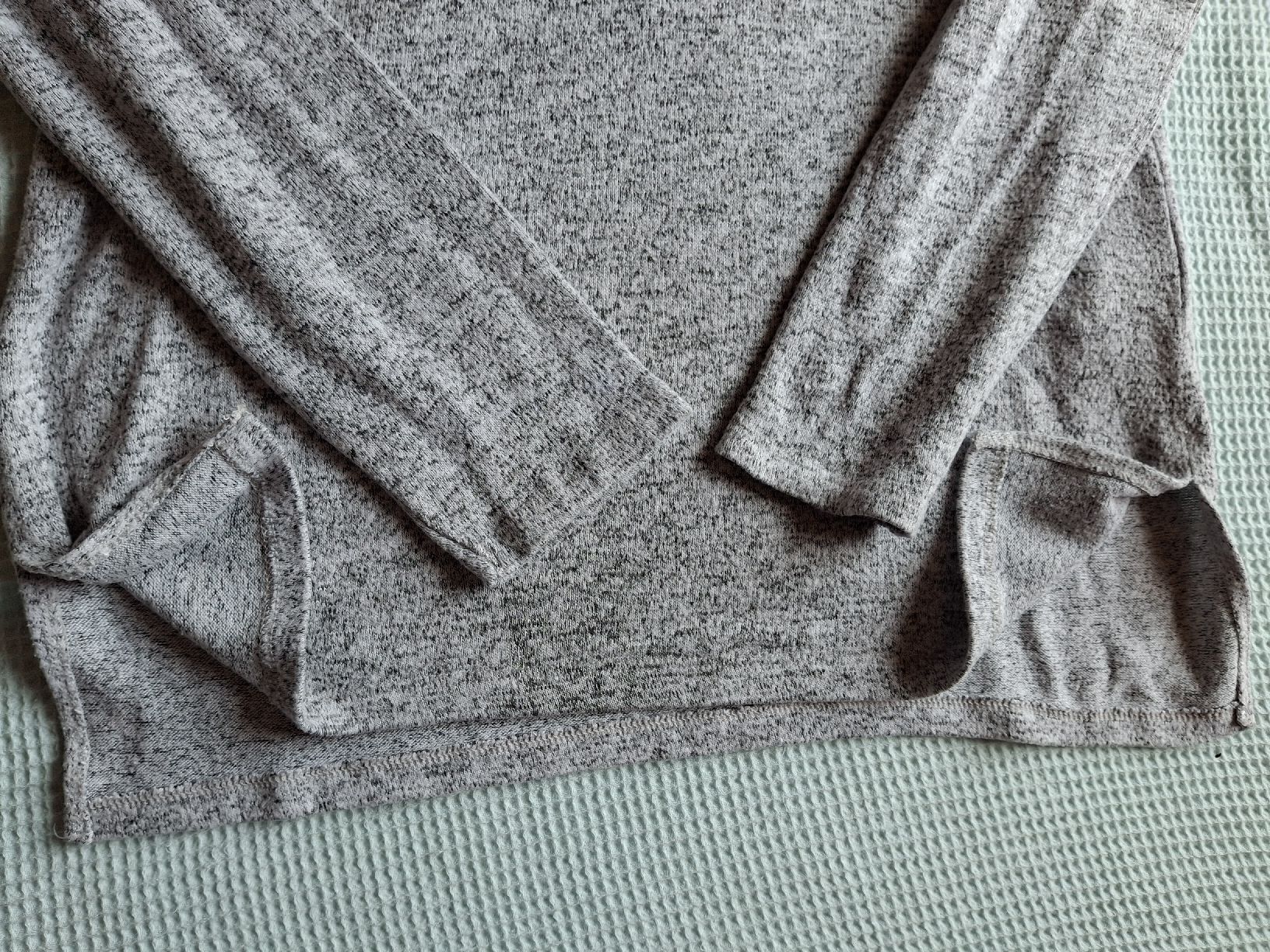 H&M Maglioni & Felpe: Pull gris chiné taille XS marque H&M  – Usato da Villiers venduto da san_jn5w 1