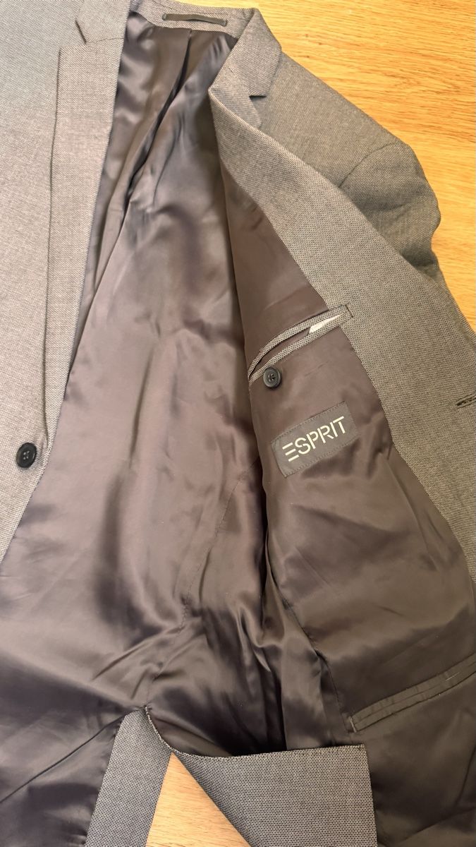 Esprit Completi: Esprit Herren Anzug – Usato da Zürich venduto da Torrao87 2