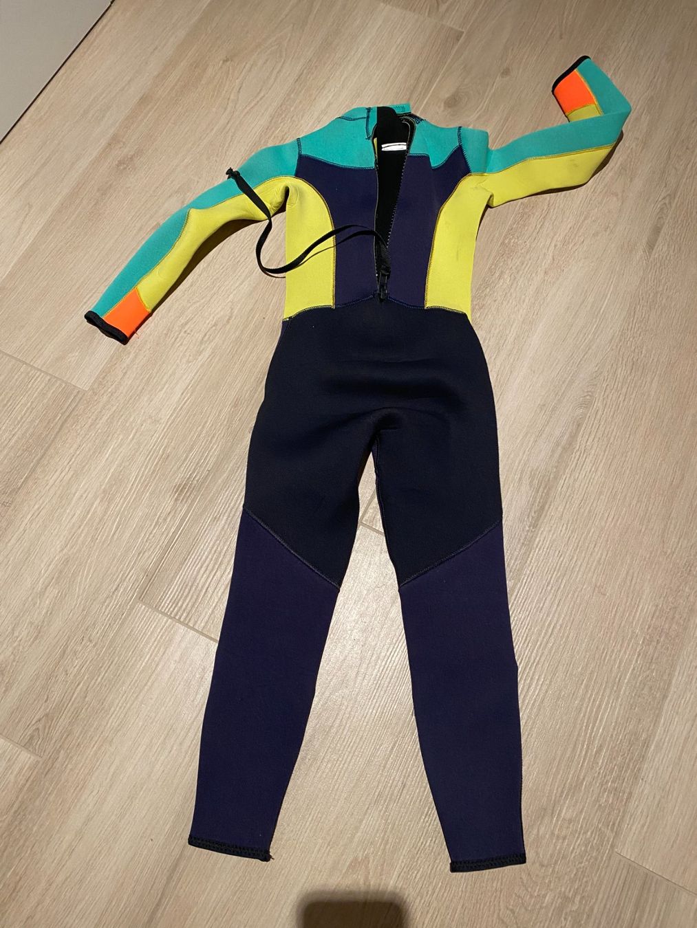 Mute per immersioni: Wetsuit pour enfant 8ans – Usato da Conches venduto da Brigant4 1