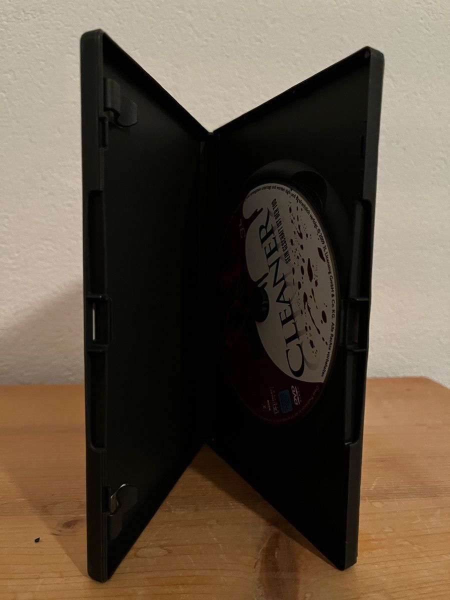 Tous les DVDs: Cleaner DVD mit Samuel L. Jackson – D'occasion à Bassersdorf par McRob00 1