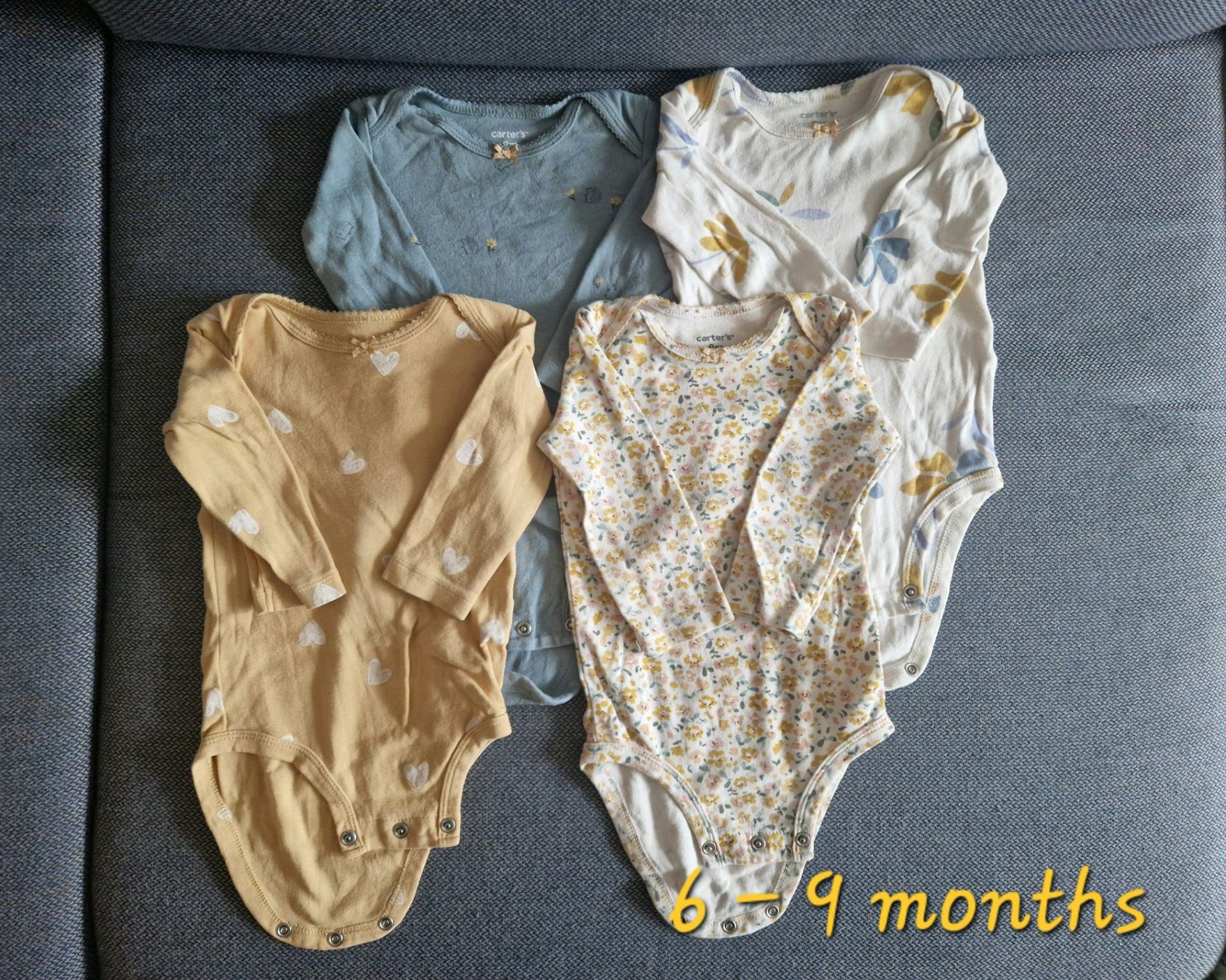 Kleiderpakete & -sets: 4 Babybodies Grösse 74 – Gebraucht aus Dübendorf von Barbarita88