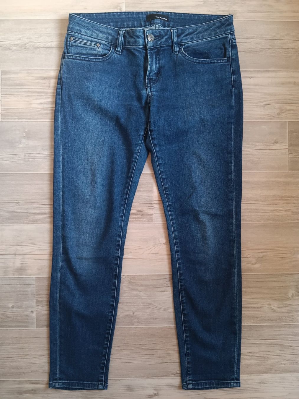 Kooples Jeans: THE KOOPLES Jeans "SHORT FIT" taille / Grosse 27 – Usato da Cossonay-ville venduto da Super-Price-Quality