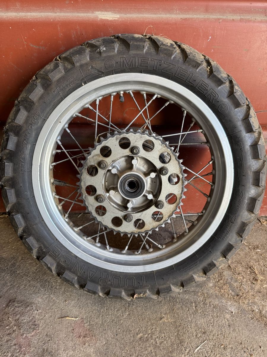 Pneus & Kompletträder: Yamaha xt 660 R roue arrière – Gebraucht aus Courgenay von Benito08 1