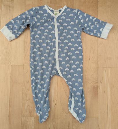 ALANA Baby Strampler/Schlafanzug–Blau mit Regenbogen, Gr.62