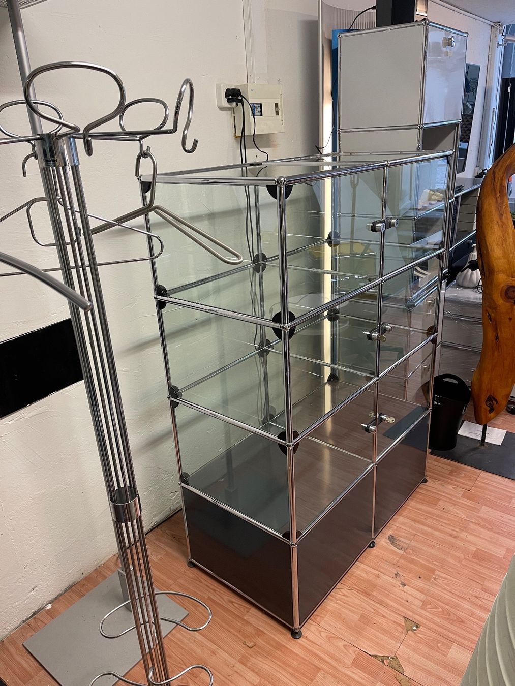 Raccoglitori: Usm Foppel Vitrine  Lieferung Gratis – Usato da Thun venduto da Thuno6 1
