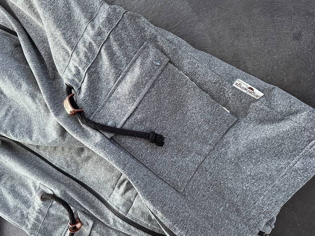 Cappotti: Angel Wings Tragejacke, Grösse S – Usato da St. Gallen venduto da sapas 1