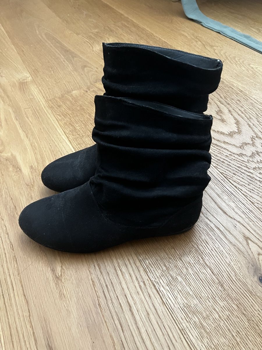 Damenschuhe: Schwarze Stiefeletten Gr. 38, Herbstlook – Gebraucht aus Dürrenäsch von Fonsi_12 1