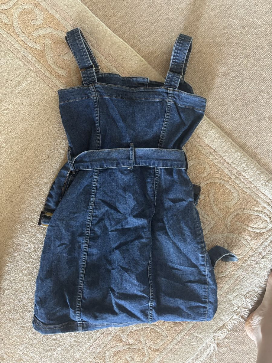 Robes: Jeans Kleid – D'occasion à Eggersriet par car_w5cl 2