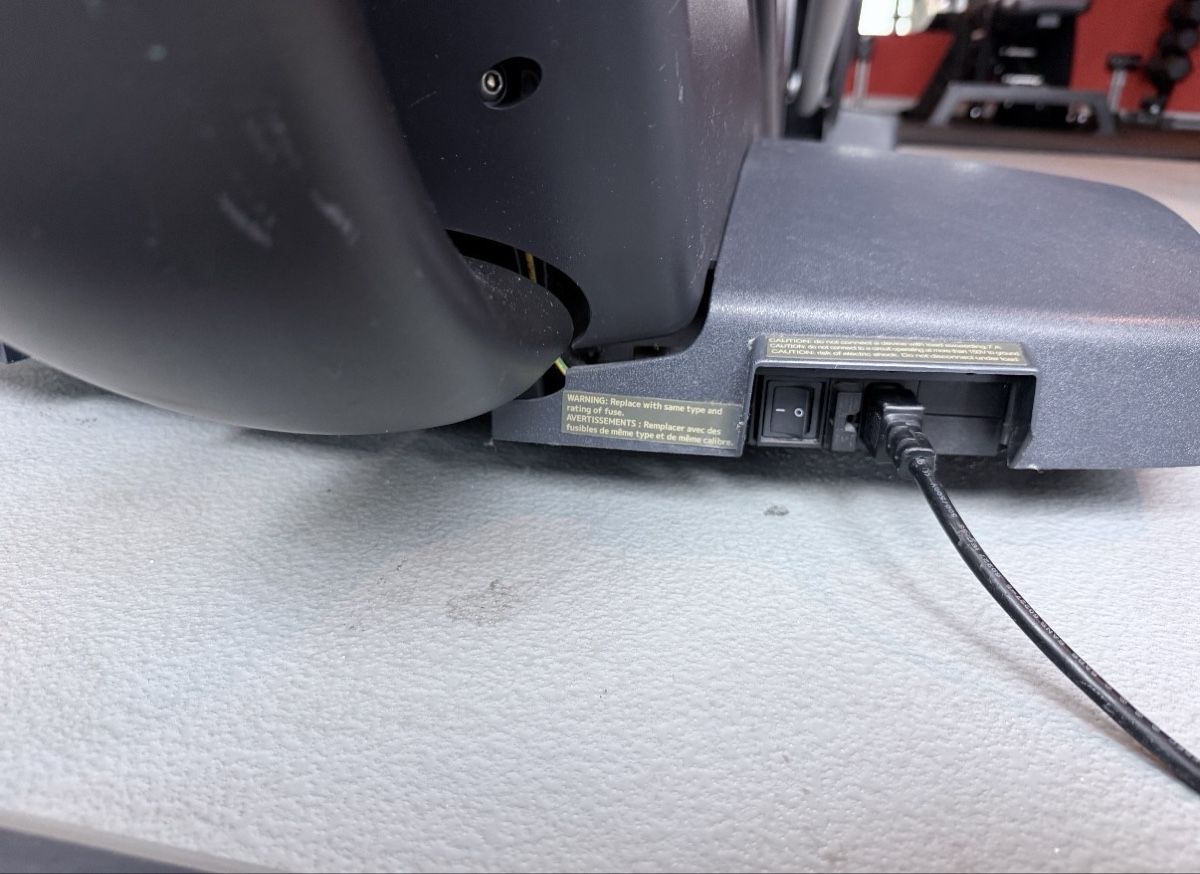 Technogym Hometrainer: Technogym Synchro Forma – Gebraucht aus Wangen ZH von Lumei89 3