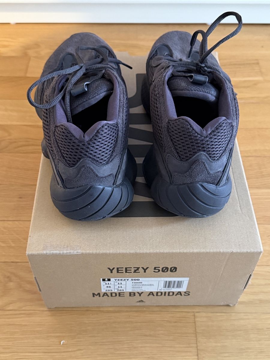 Scarpe da uomo: Adidas Yeezy 500, Top Zustand – Nuovo (secondo la descrizione) da Basel venduto da Stauffer94 4