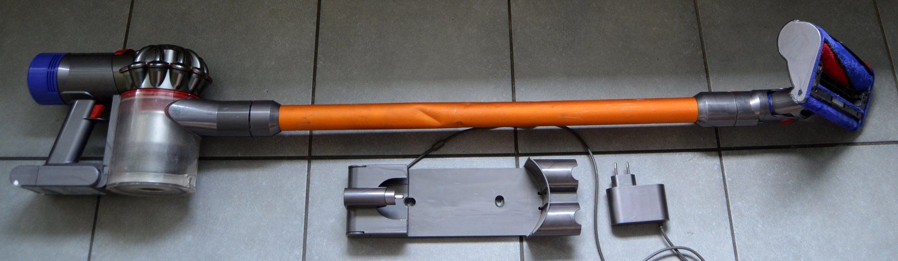 Dyson Aspirapolveri & Accessori: Staubsauger Dyson V7  aspirateur – Usato da Collonges venduto da arashee 3