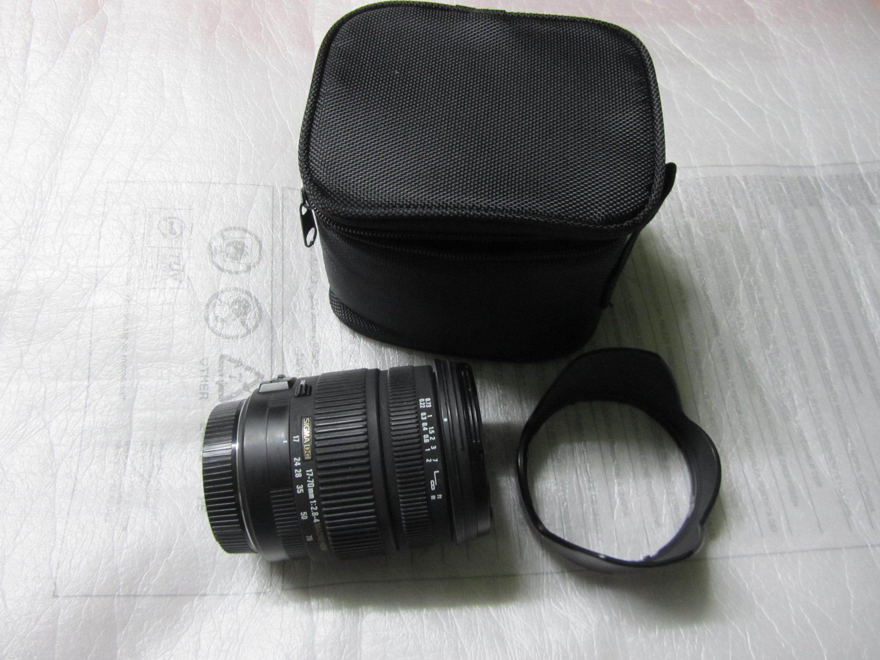 Sigma Objectifs: Sigma DC 17-70mm 1:2.8-4 Macro HSM – D'occasion à moosseedorf par RTN10 1