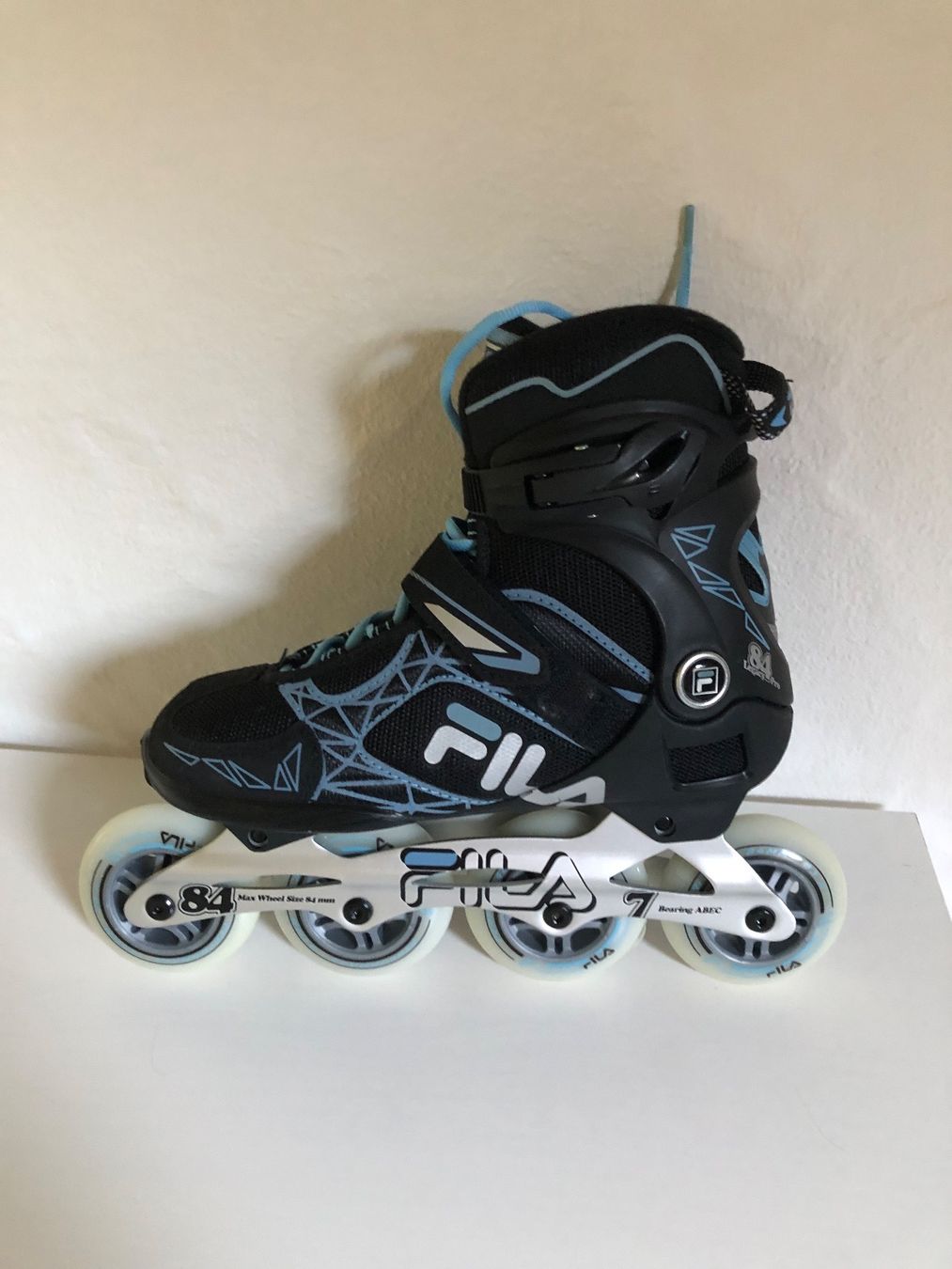 Fila Pattini in linea & Pattini a rotelle: Rollerblades Fila Damen Neu! – Nuovo (secondo la descrizione) da Wettingen venduto da Nadinne