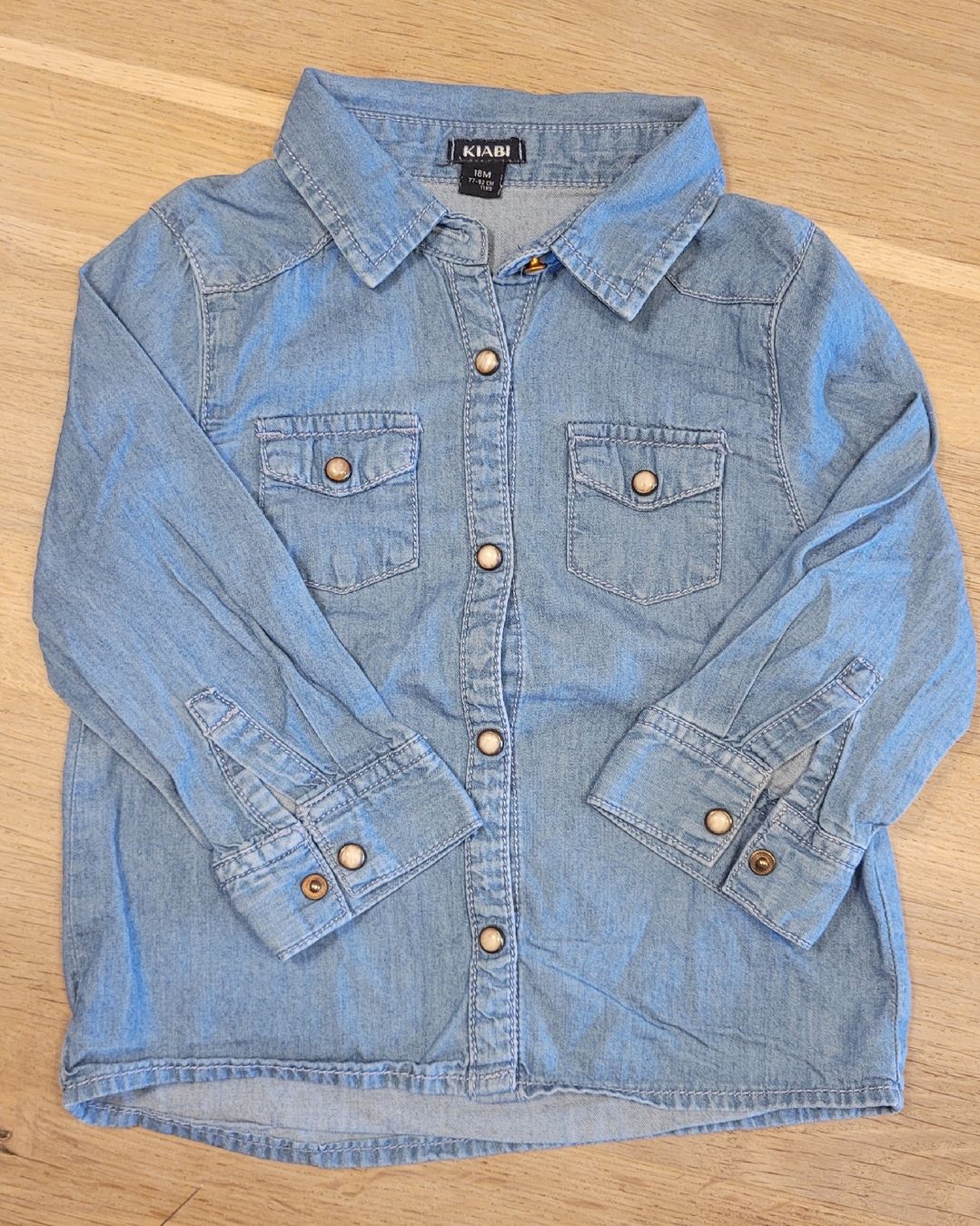 Camicie: Kiabi Jeans Hemd Gr. 80 – Usato da Igis venduto da bue_bbp6