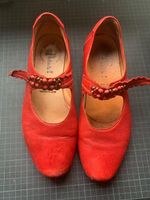 rote Leder-Damenschuhe von Think