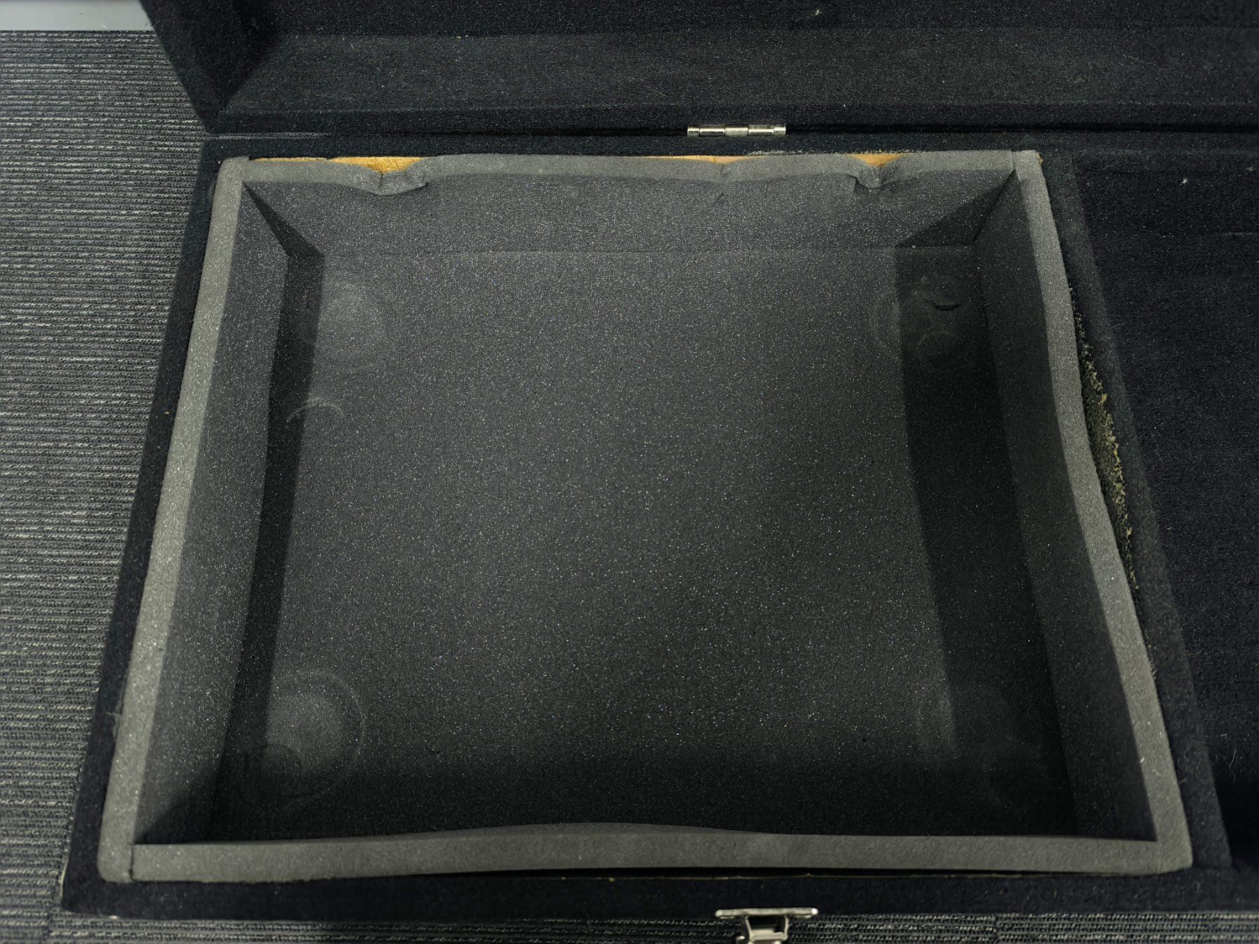 Valigie: Robustes XL DJ Flight Case mit Rollen – Usato da Rüti ZH venduto da Restwert_Rueti_ZH 6