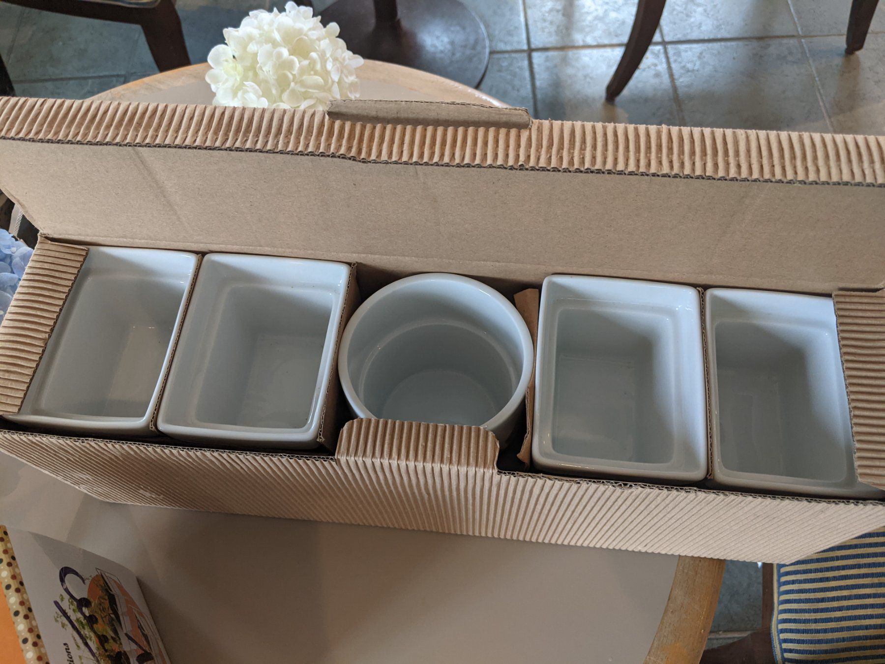 Set di piatti: APERO SET – Nuovo e nell'imballaggio originale da Langnau am Albis venduto da Judithsebi 1