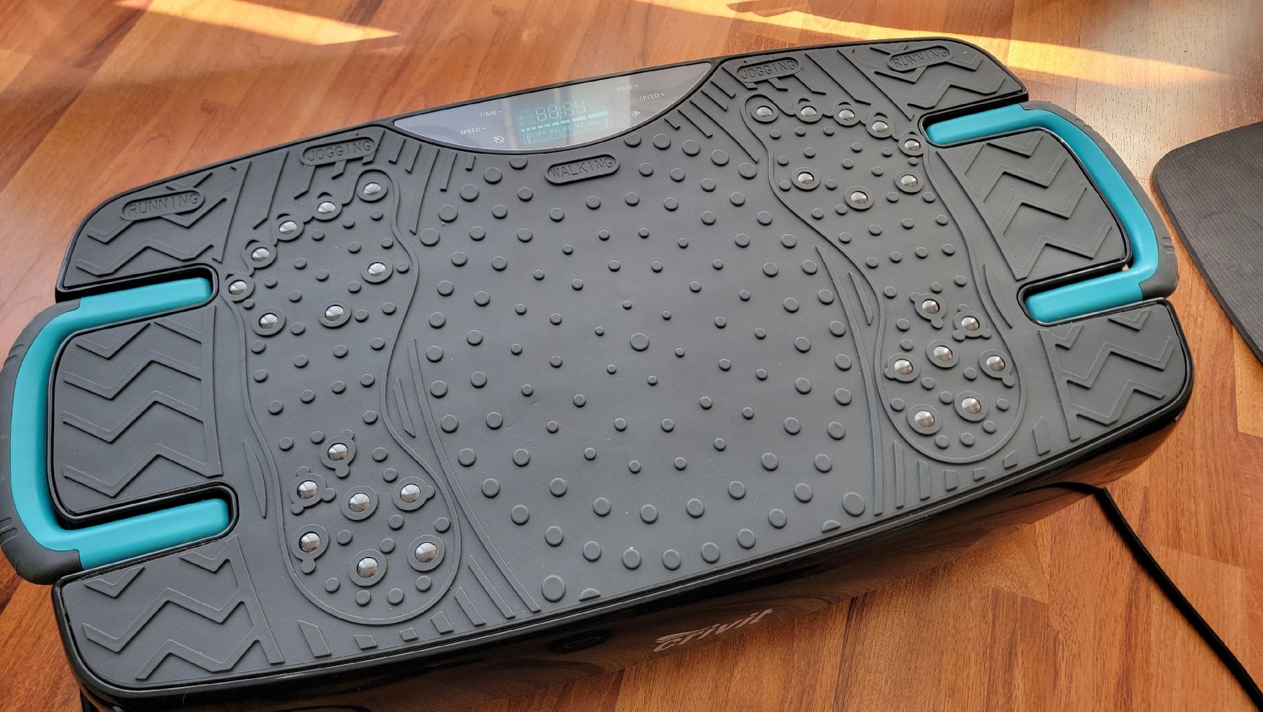 Hometrainer: Vibrationsboard - Wie neu - 2/3 Mal gebraucht – Usato da Wetzikon ZH venduto da Smartphone84 3