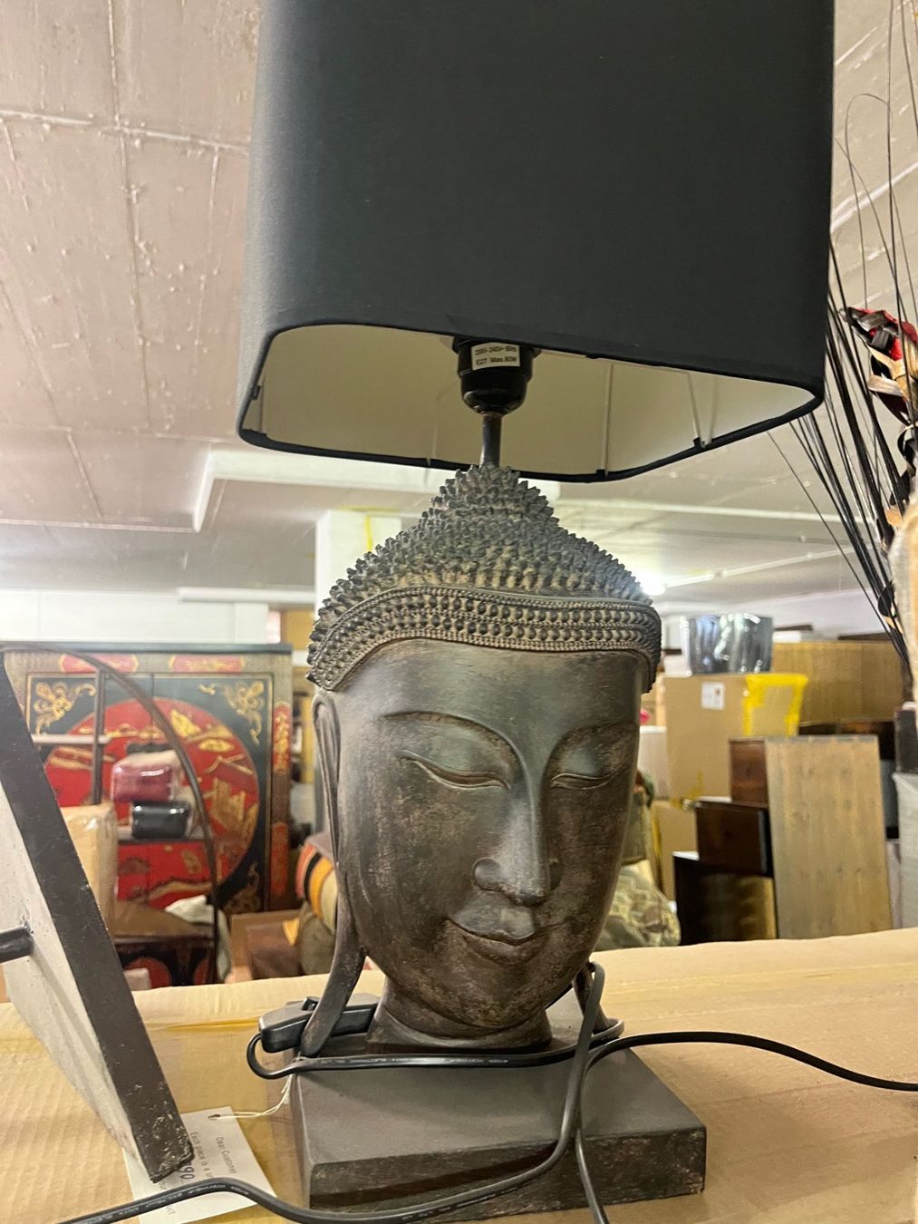 Lampade: Buddha-Lampe mit Schirm | LIQUIDATIONSVERKAUF – Nuovo (secondo la descrizione) da Alpnachstad venduto da ann_9vpm 1