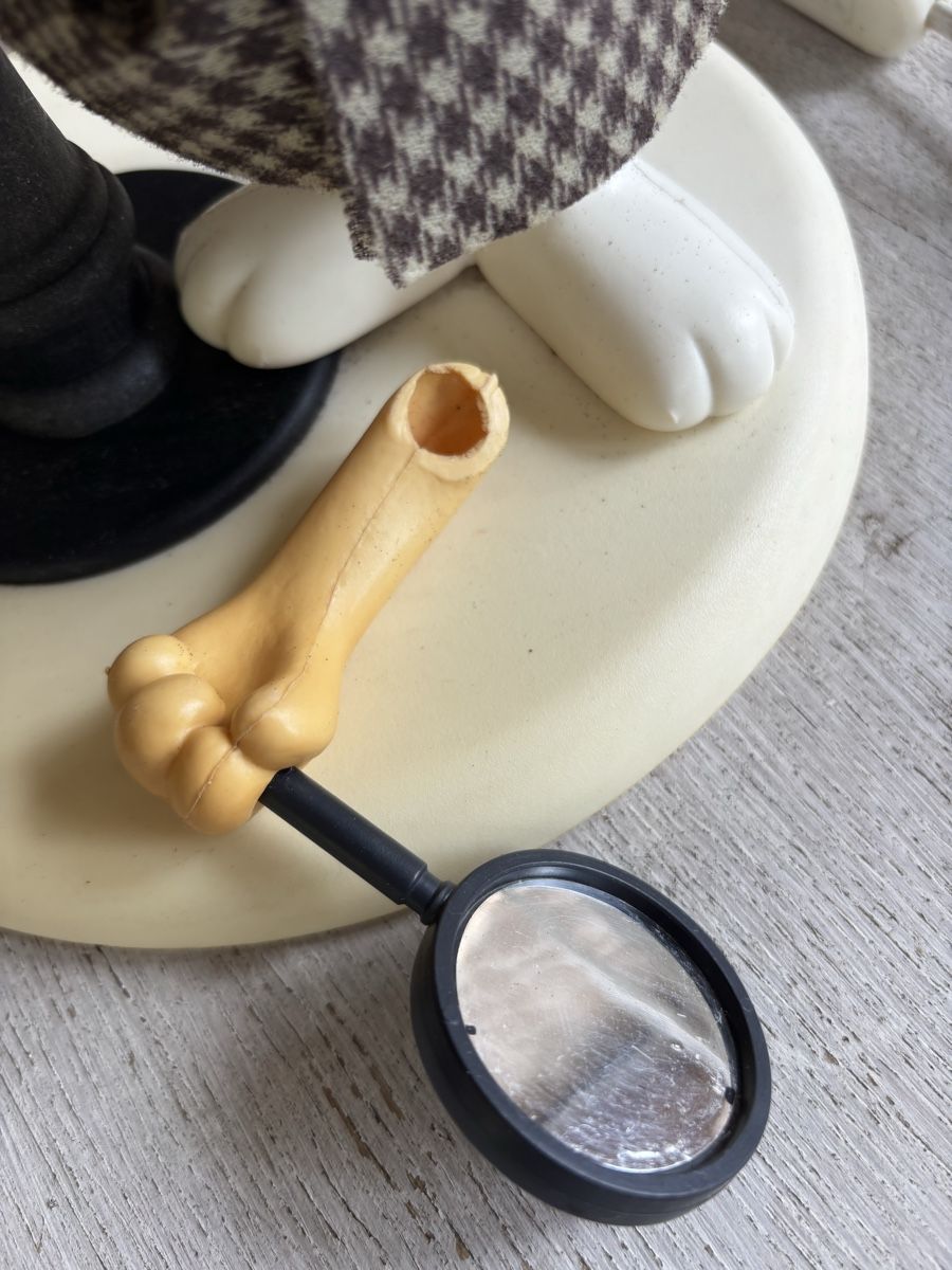 Lampen: Sherlock Holmes Snoopy Tischlampe  – Gebraucht aus Zäziwil von kbr_jd95 2