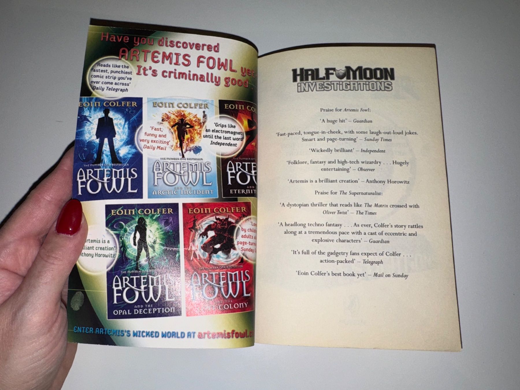 Libri: NOVEL: Eoin Colfer, Half moon investigations – Usato da Grosswangen venduto da English_books 2
