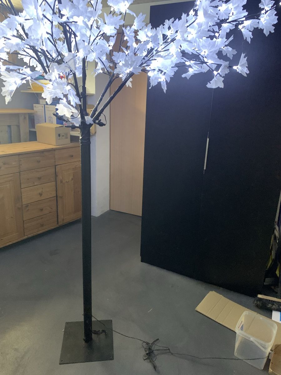 Tutte le decorazioni: Lichterbaum LED Baum, 220cm, Top Zustand! – Usato da Losone venduto da nad_cbt8 2