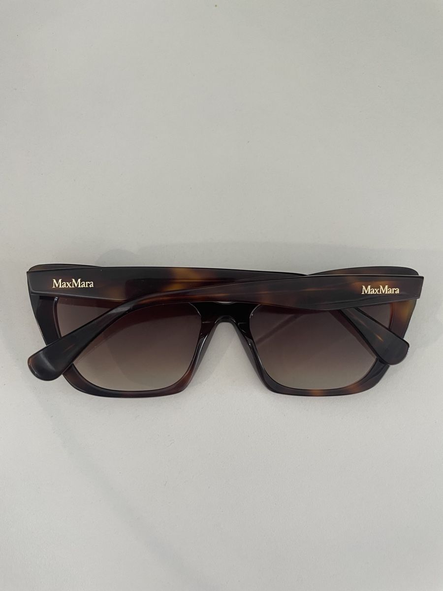 Max Mara Occhiali & Lenti: MaxMara sunglasses with original box  – Usato da Zurich venduto da GCambiati 2